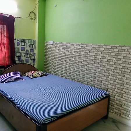 Amar Priya Guest House Calcuta Exterior foto